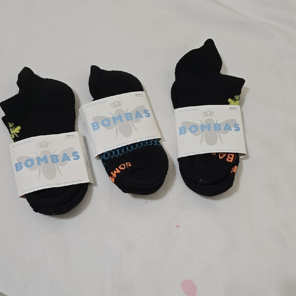 Bombas Black Athletic Socks with Color Accents S